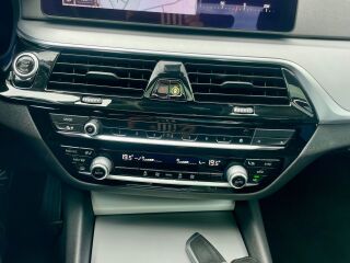 BMW 520 Touring Shadow-line 2.0 Mild-Hybrid 140кВ