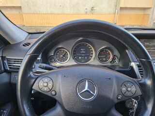 Mercedes-Benz E 250 AVANGARDE BlueEfficiency 2.1 R4 Cdi 150kW