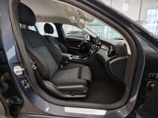 Mercedes-Benz C 200 4matic 2.0 135kW