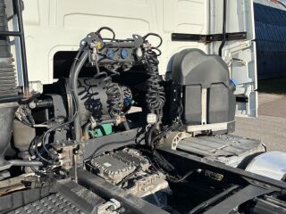 Volvo FH 460 4x2 EURO6 + TWIN BED + DOUBLE TANK 345kW
