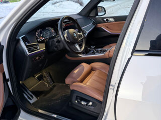 BMW X7 3.0 250kW