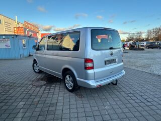 Volkswagen Caravelle L1H1 4-Motion 4*4 Comfortline 2.5 Tdi 96кВ