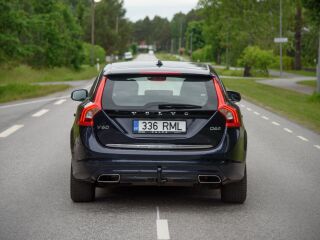 Volvo V60 SUMMUM AWD TWIN ENGINE PLUG IN HYBRID FACELIFT 2.4 162kW