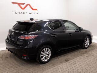 Lexus CT 200h 1.8 73kW