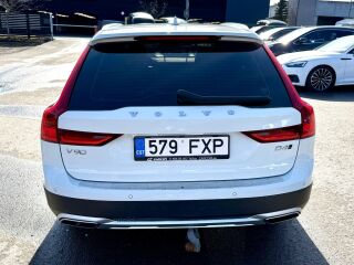 Volvo V90 Cross Country D4 AWD Geartronic 2.0 140kW