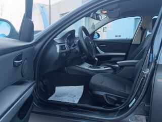 BMW 318 2.0 105kW