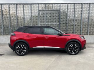 Peugeot 2008 GT line 57kW