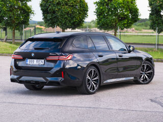 BMW 520 G61 X-Drive 2.0 145kW