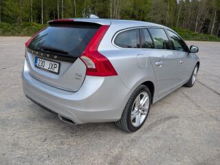 Volvo V60 2.4 158kW