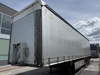 Schmitz Semitrailer Curtainsider Standard