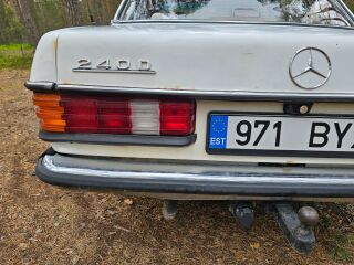 Mercedes-Benz 240 2.4 53kW