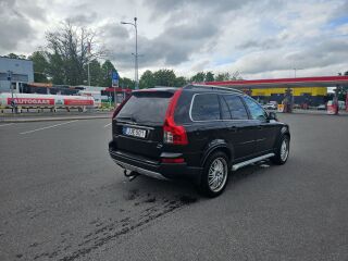 Volvo XC90 136kW