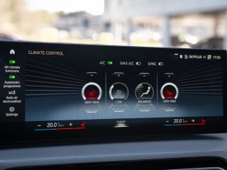BMW 330 xDrive 2.0 215kW