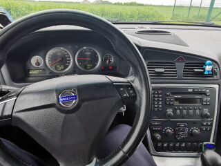 Volvo V70 2.4 136kW