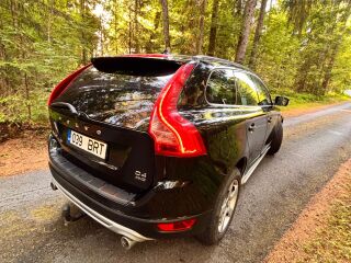 Volvo XC60 D4 R-Desing 2.4 120kW