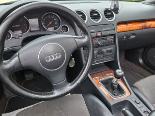 Audi A4 2.5 120kW