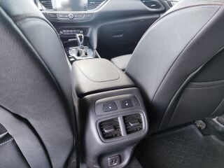 Opel Insignia 2.0 125kW