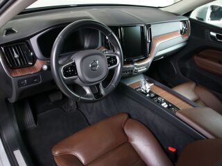 Volvo XC60 AWD INSCRIPTION INTELLI SAFE PRO MY20 2.0 B5 KERS Mild Hybrid 183kW