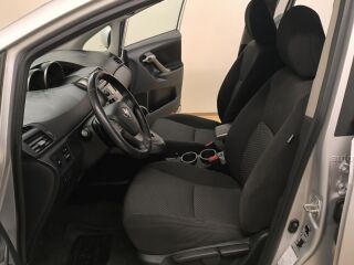 Toyota Verso Family 2.2 110kW