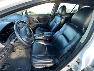 Toyota Avensis 2.2 110kW