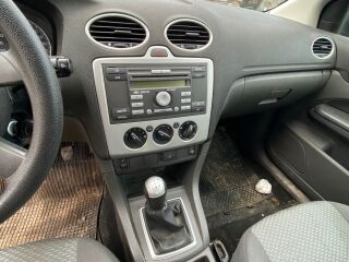 Ford Focus 1.6 74kW