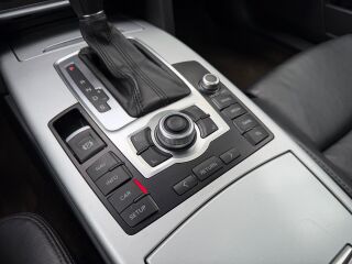 Audi A6 allroad Quattro Executive 3.0 TDi V6 176kW