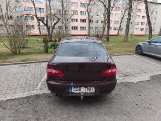 Skoda Superb 1.6 77kW