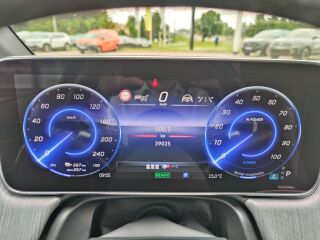 Mercedes-Benz EQE 350+ Amg line Night pack 109kW