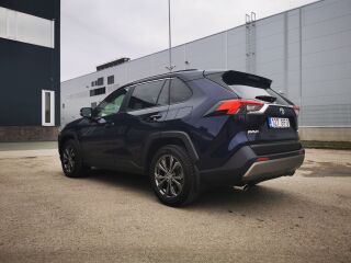 Toyota RAV4 4WD LUXURY PLUS & TECHNO Pack MultiDrive S 2.0 Dynamic Force 129кВ