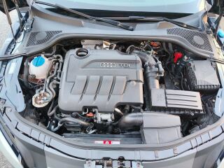 Audi TT S-Line Quattro 2.0 R4 TDI 125kW