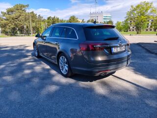 Opel Insignia 2.0 120kW