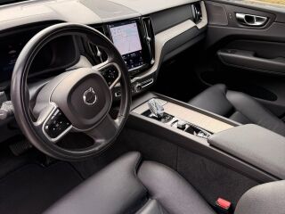 Volvo XC60 AWD B4 Inscription Facelift 2.0 kerghübriid 145kW