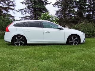 Volvo V60 R-Design 2.4 158kW
