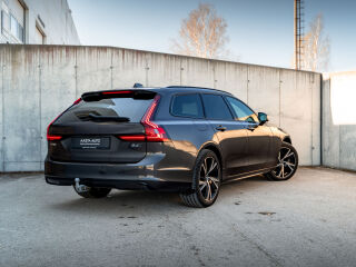 Volvo V90 B4 Ultimate Dark AWD 2.0 145kW