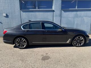 BMW 740 xdrive 3.0 235кВ