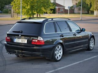 BMW 330 3.0 135kW