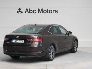 Skoda Superb Laurin&Klement 1.8 132kW