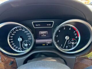 Mercedes-Benz ML 350 3.5 V6 225kW