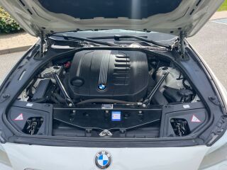 BMW 525 M-pakett 3.0 R6 150kW