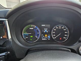 Mitsubishi Outlander 2.4 99кВ