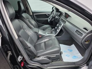 Volvo V70 Summum Luxury Black Sapphire 5cyl 2.4 D5 158kW