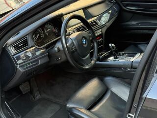 BMW 730 3.0 180кВ