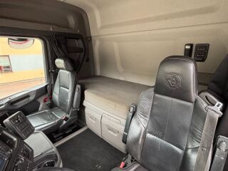 Scania R500 6x4 EURO6 + RETARDER + BOX 368kW