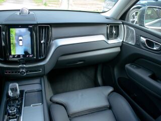 Volvo XC60 4C Inscription Intelli PRO Xenium Sky 2.0 B5 AWD KERS MHEV Kerghübriid 183kW