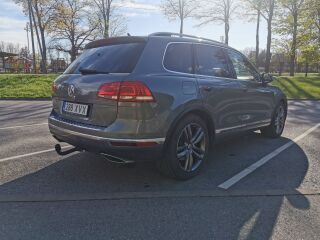Volkswagen Touareg 4.1 V8 250kW