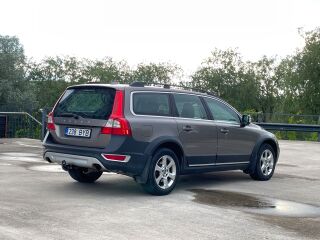 Volvo XC70 Momentum 2.4 TDI 151kW