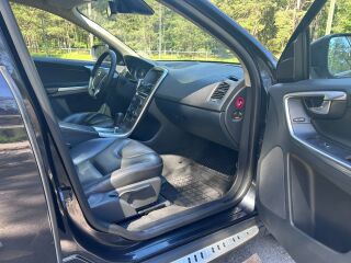Volvo XC60 2.4 158kW