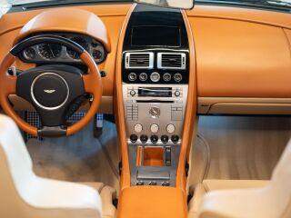 Aston Martin DB9 5.9 336kW