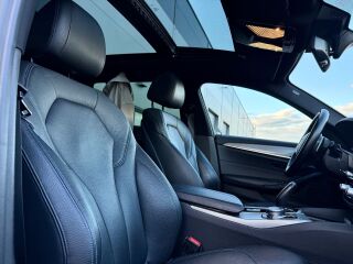 BMW 530 xDrive M-Paket Individual 3.0 195кВ