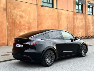 Tesla Model Y Long Range 4WD 378kW
